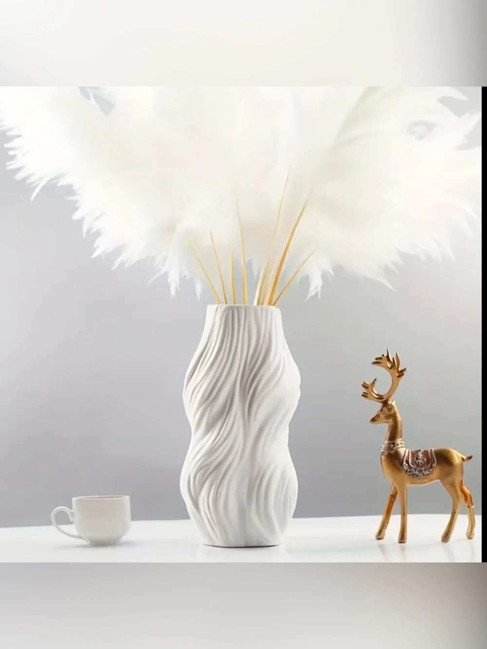 Modern White plastic Vase with Wave Texture